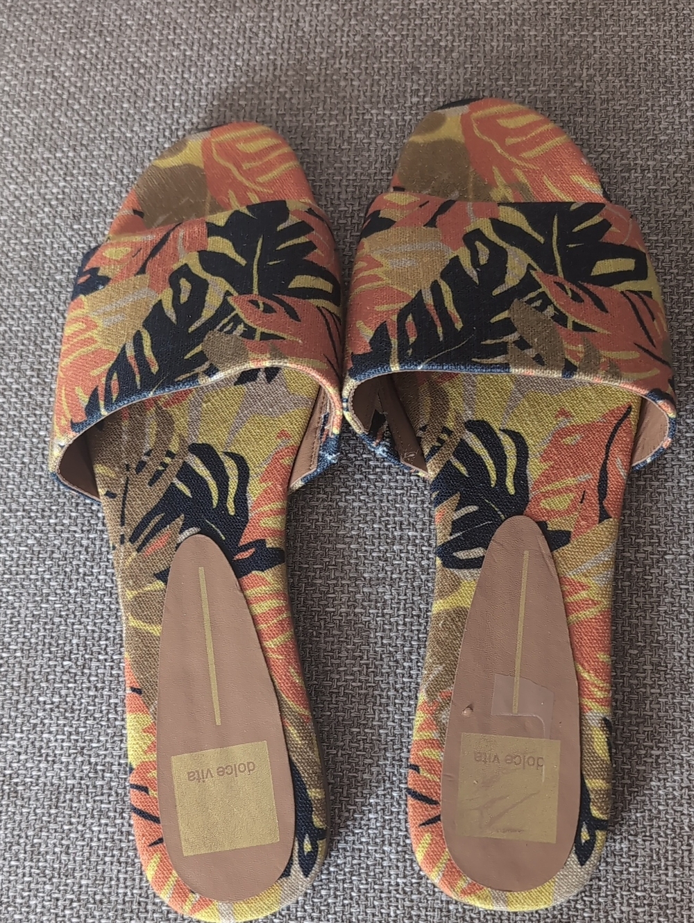 NWT Dolce Vita Orange & Black Tropical Slide Mules